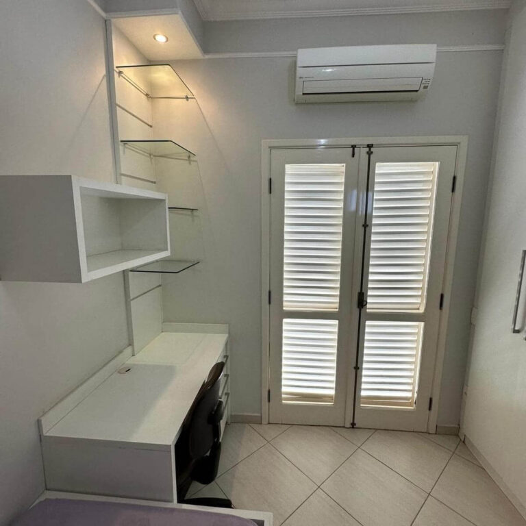 Casa Condomínio Village da Serra